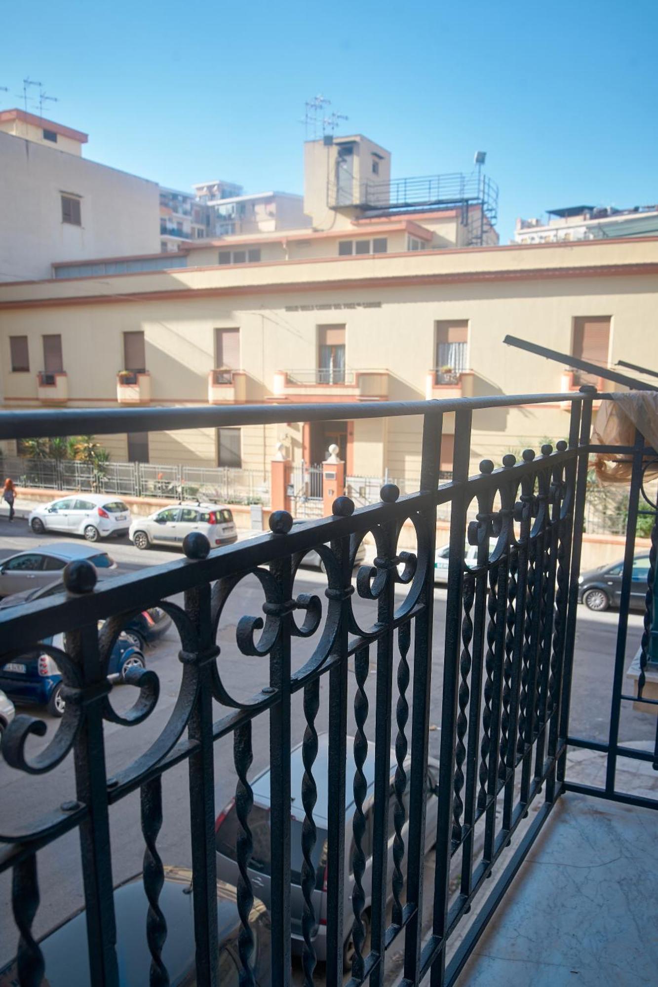 D'Aragona Guest House Palermo Eksteriør billede